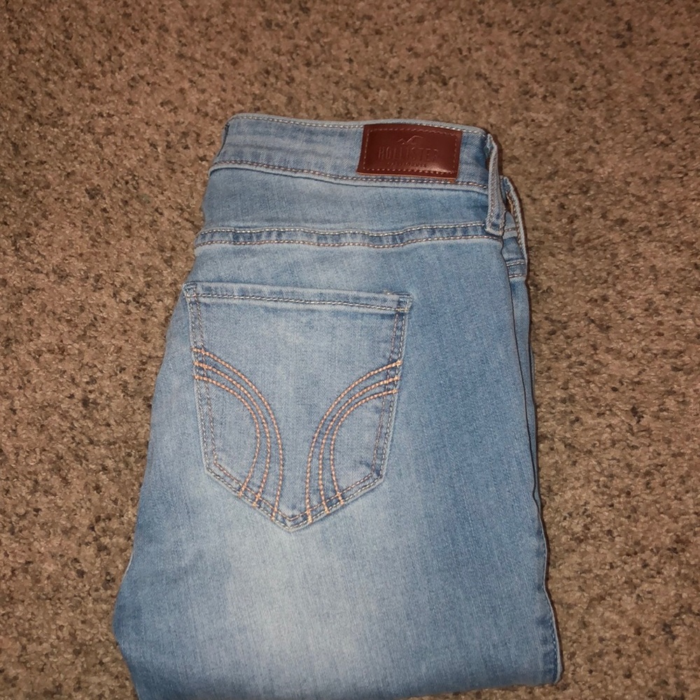 Hollister jeans